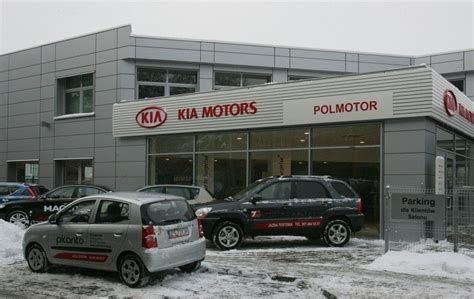 Salon Kia przy alei Śmigłego-Rydza w Łodzi