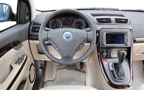 Fiat Croma deska rozdzielcza skrzynia biegów