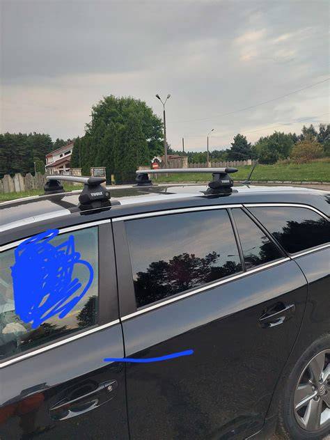 Belki Thule WingBar na Toyota Avensis
