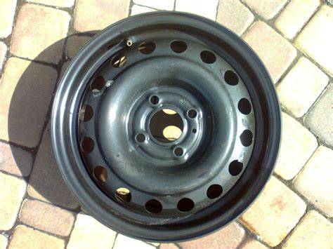 parametry felgi Nissan Micra K12