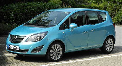 Opel Meriva B widok zewnętrzny