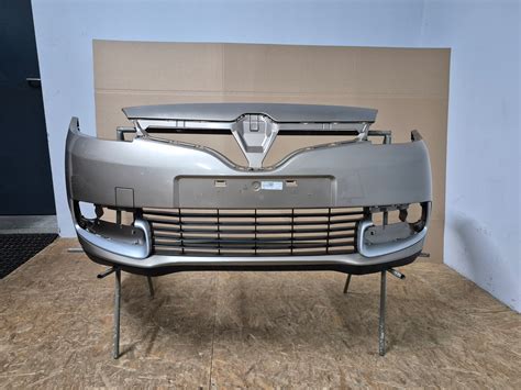 Renault Laguna III przedni zderzak