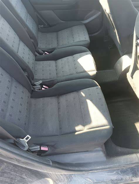 złożona tylna kanapa Peugeot 407 SW