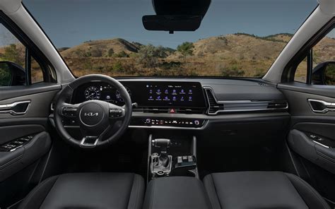 Kia Sportage nowoczesny SUV wnętrze